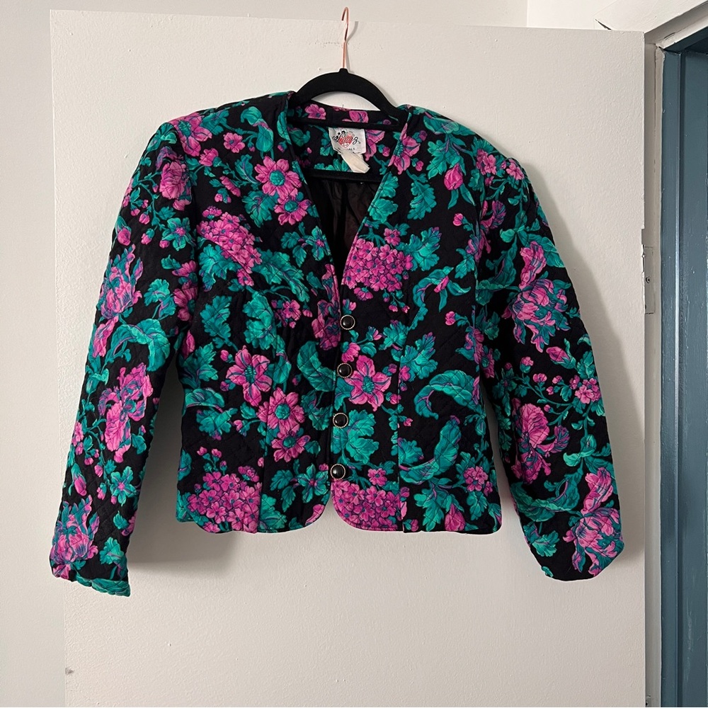 Vintage 80s Lady Jacket in Bright Floral Print
